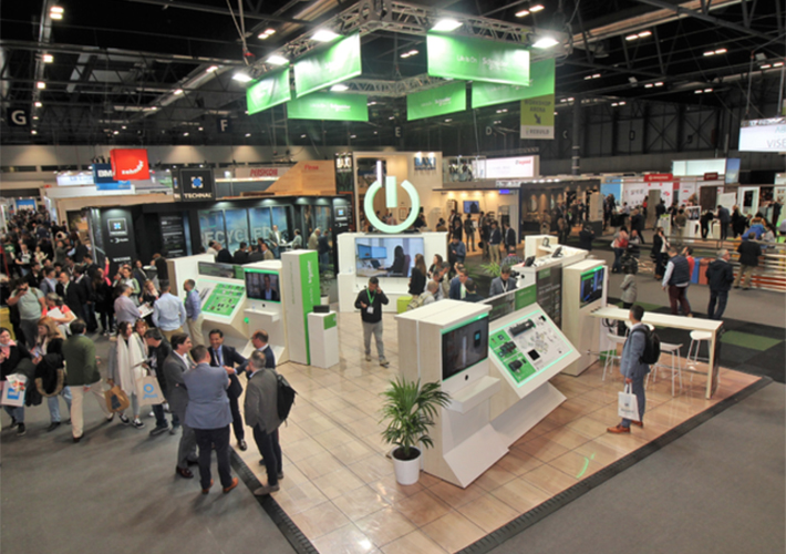 foto noticia Schneider Electric reafirma su apuesta por la digitalización y la sostenibilidad de los edificios, en Rebuild 2022.